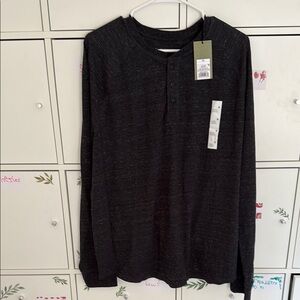 NEW Goodfellow Co. men’s long sleeve henley top size XL standard fit ebony gray